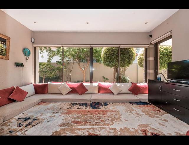 4 BEDROOM HOUSE FOR SALE IN BEDFORDVIEW